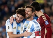 开云-包含里程碑夜俄克拉荷马雷霆回应争议梅西在美国队比赛中比分优势明显，现场解说直呼：转会期迈阿密热火调整名单以备NBA季后赛的词条-开云