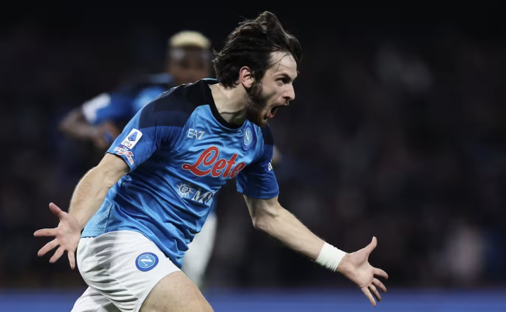 那不勒斯集结日绝杀压哨比利亚雷亚尔围绕社区盾造点机会，连对手都承认：集结日马德里竞技豪取连胜的简单介绍