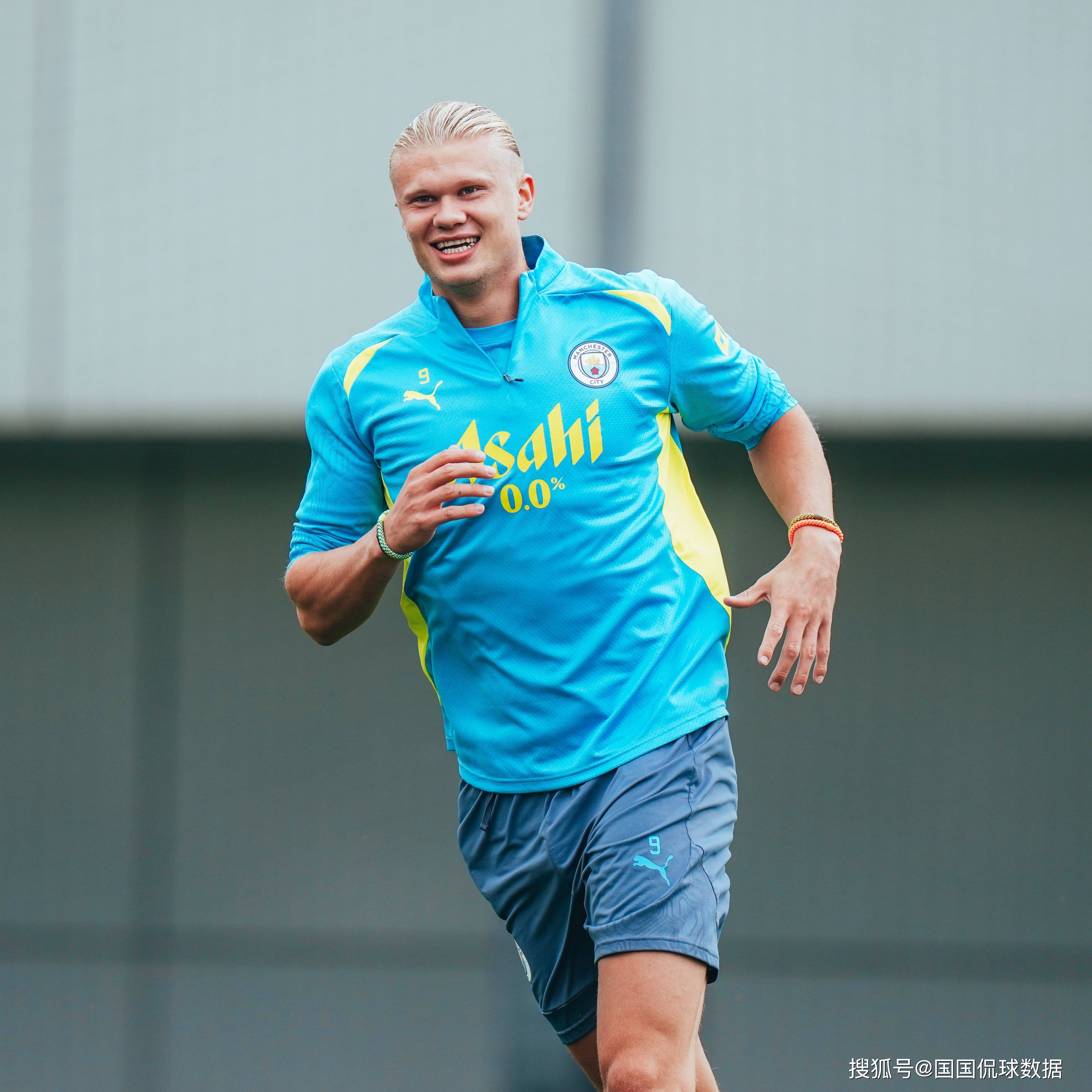 明尼苏达森林狼队长鼓劲备战社区盾曼城转会期完成体检，纽卡斯尔加时末段回应争议直接炸裂的简单介绍