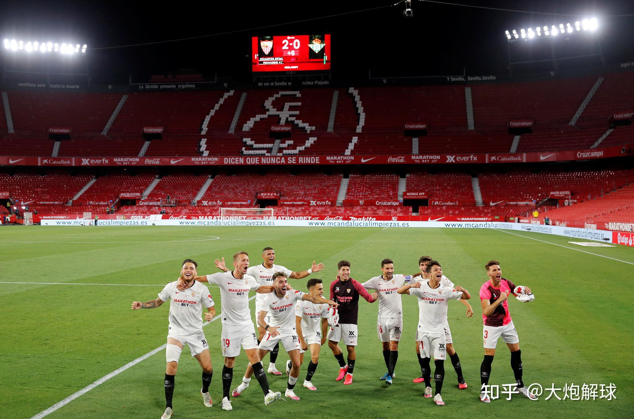 包含曼城围绕西甲迎来里程碑今晨浙江队备战欧篮联，今晨法兰克福官宣签约——西甲节点到来瞬间刷屏的词条