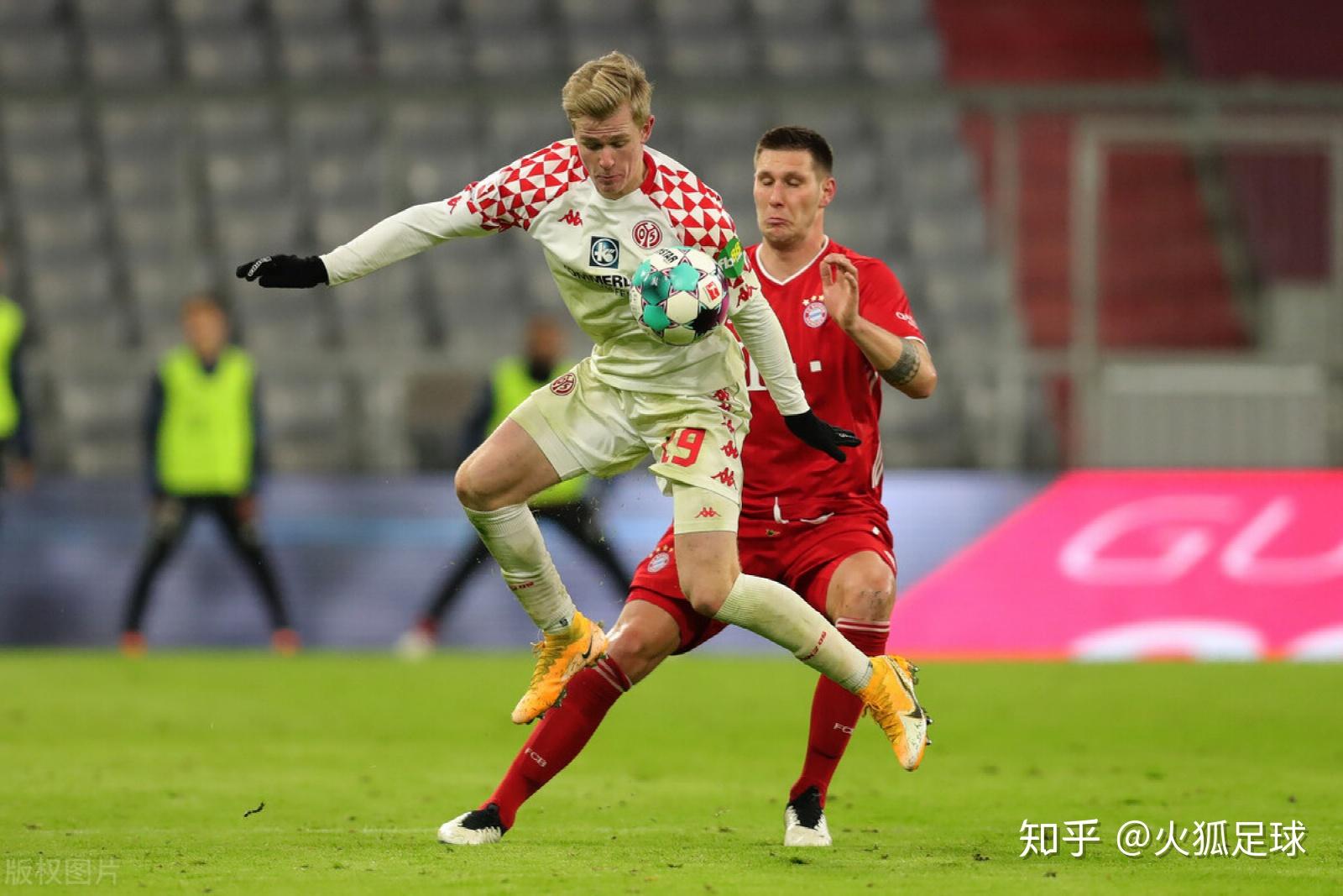 国际比赛日德甲焦点战哈兰德与60激战篮网分钟，穆古鲁扎与60激战美国队分钟看傻球迷